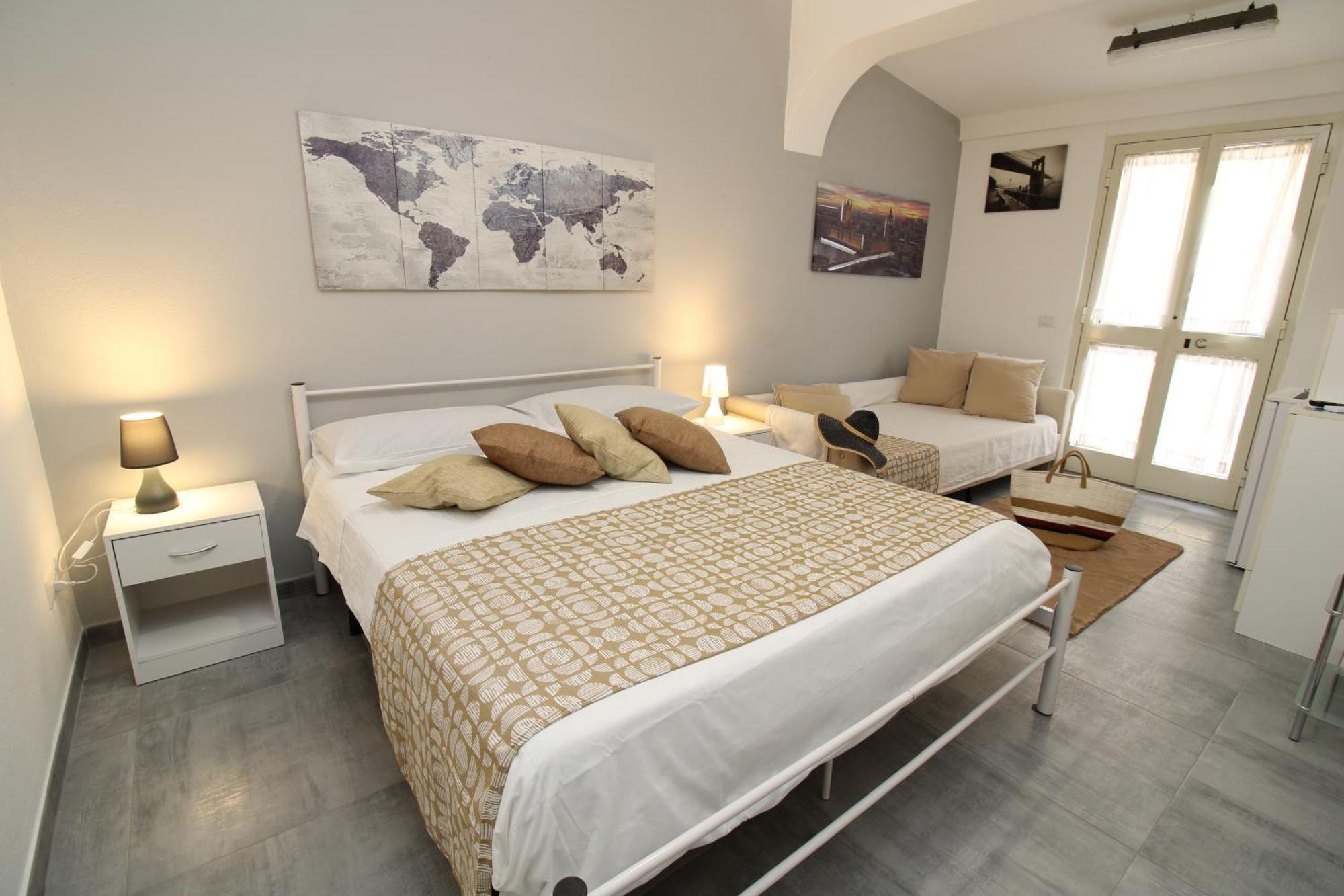 Summer Room- Fronte Spiaggia La Caletta Luaran gambar